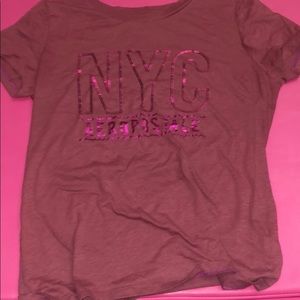 sequence lettered short sleeve tee